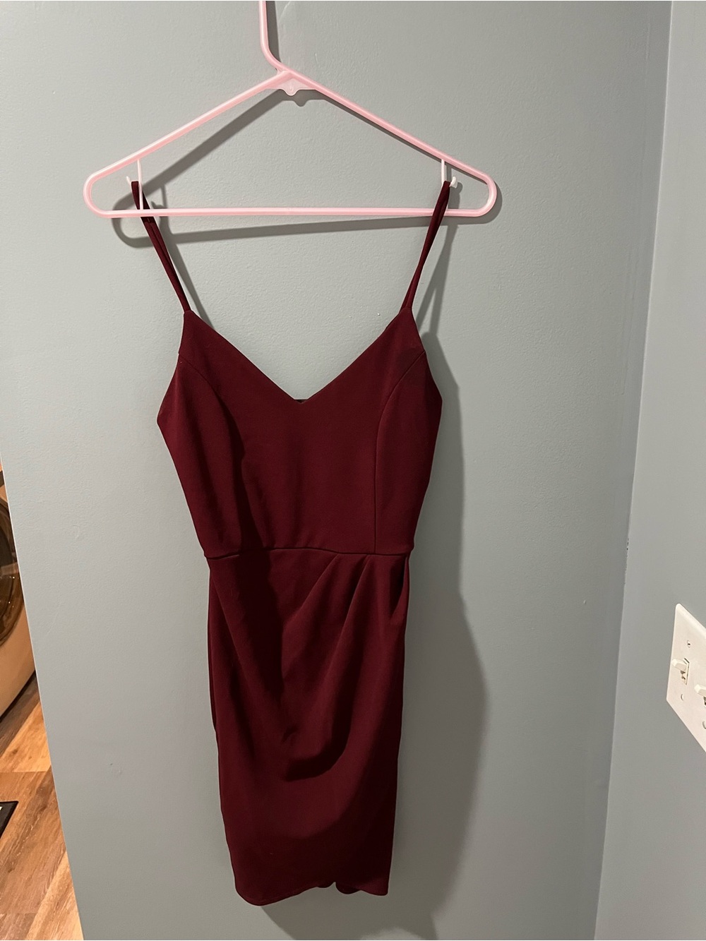 Lulu's Wine Red Sleeveless V-Neck Bodycon Mini Dress